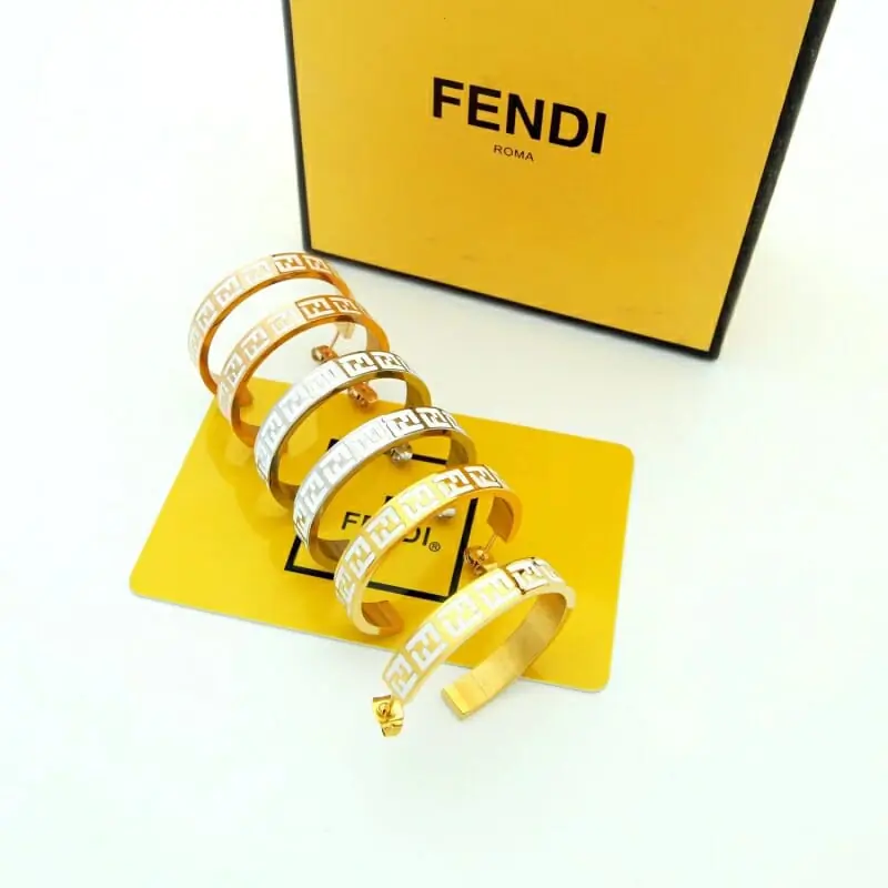 fendi boucles doreilles pour femme s_1251a6a3